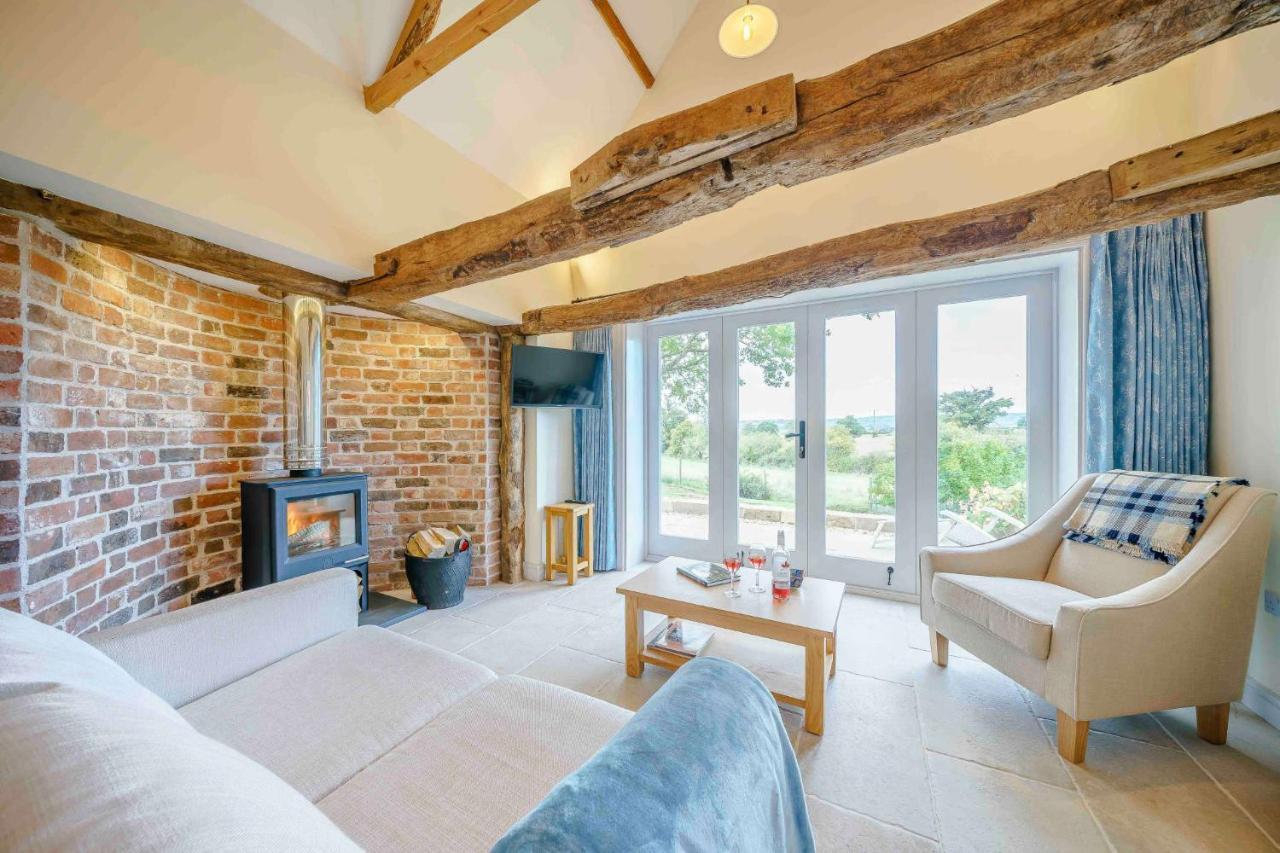 Вилла The Cider Barn, Luxury For 2 With Beautiful Views. Ледбери Экстерьер фото