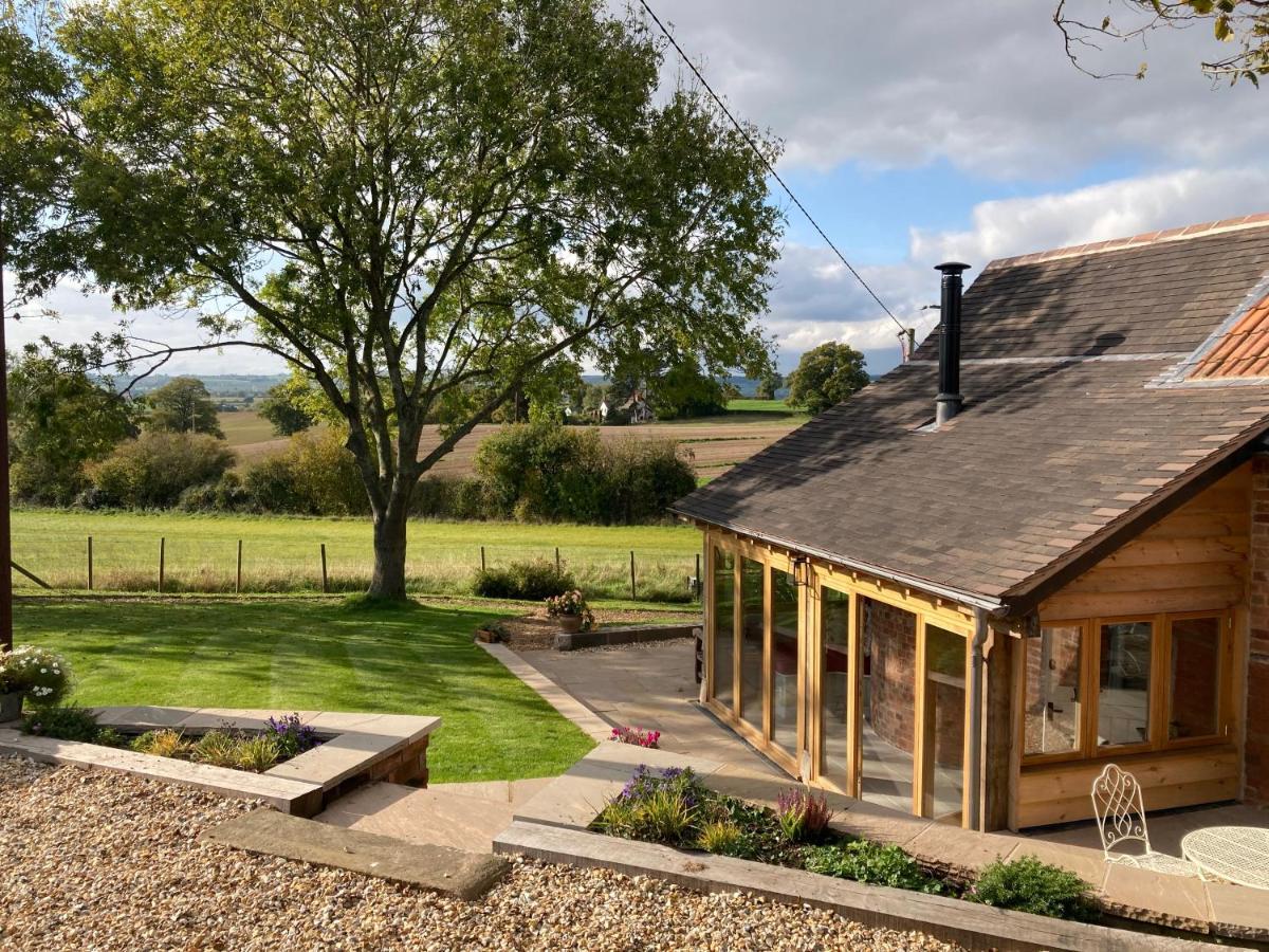 Вилла The Cider Barn, Luxury For 2 With Beautiful Views. Ледбери Экстерьер фото