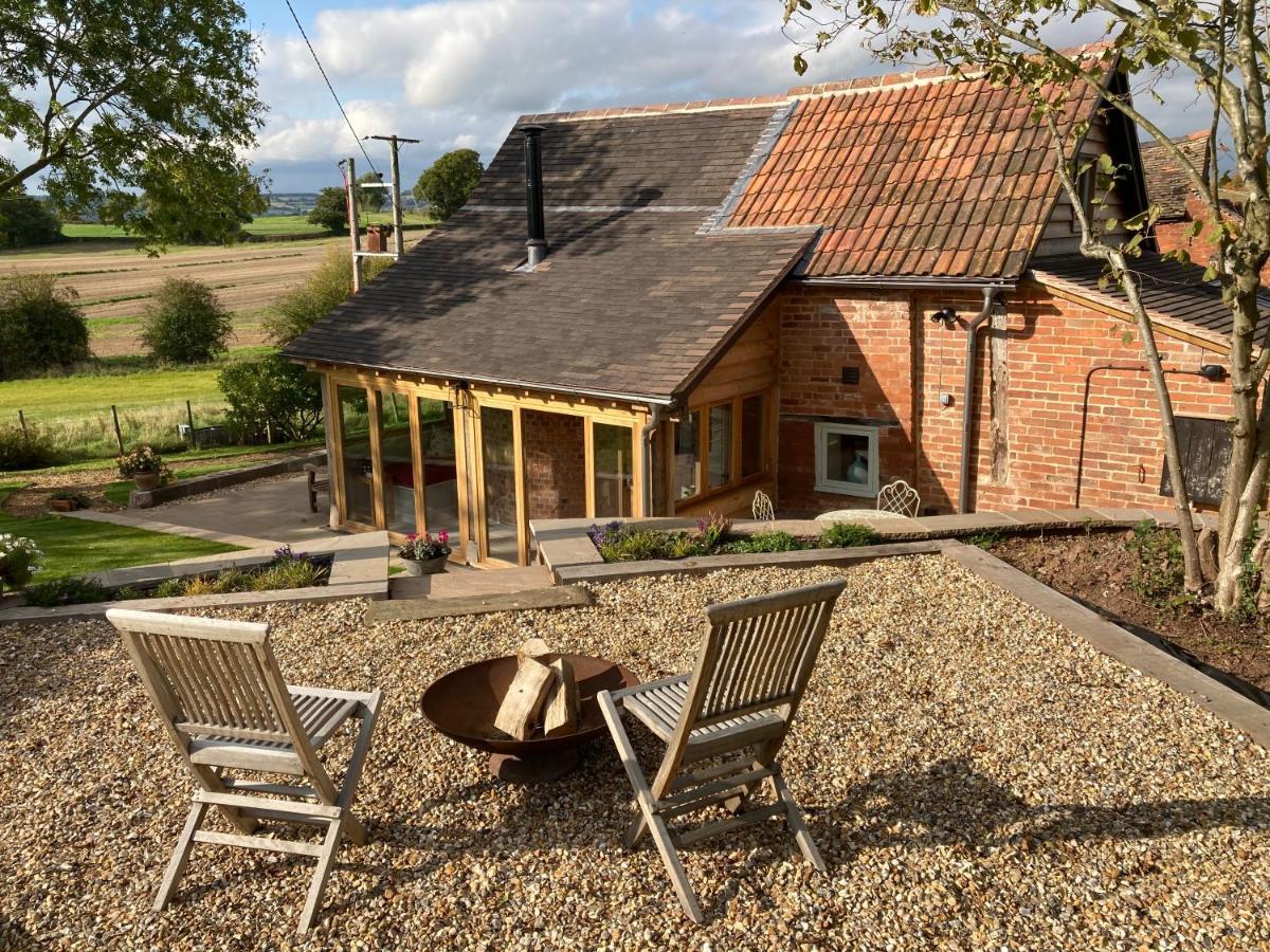 Вилла The Cider Barn, Luxury For 2 With Beautiful Views. Ледбери Экстерьер фото
